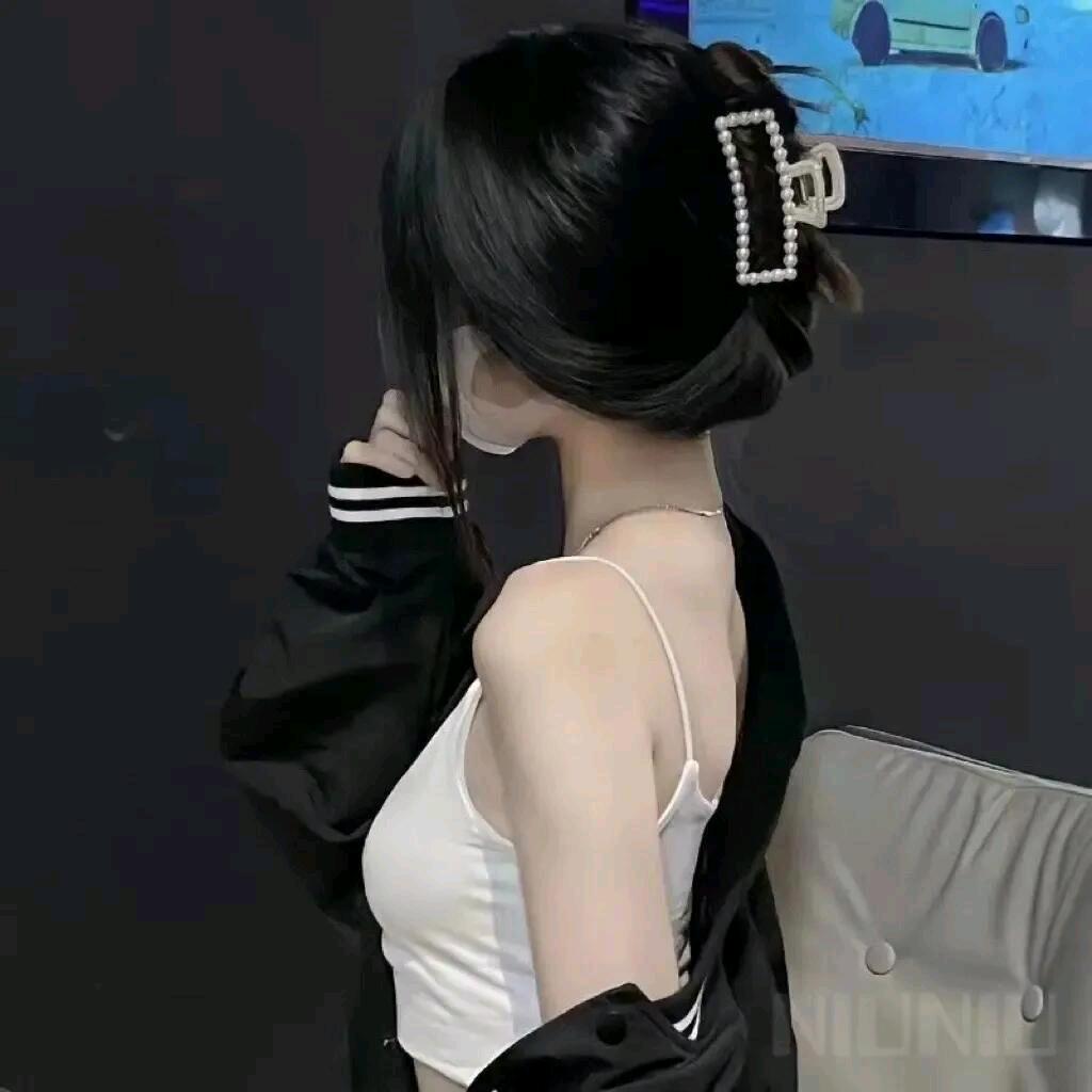 安妮.
