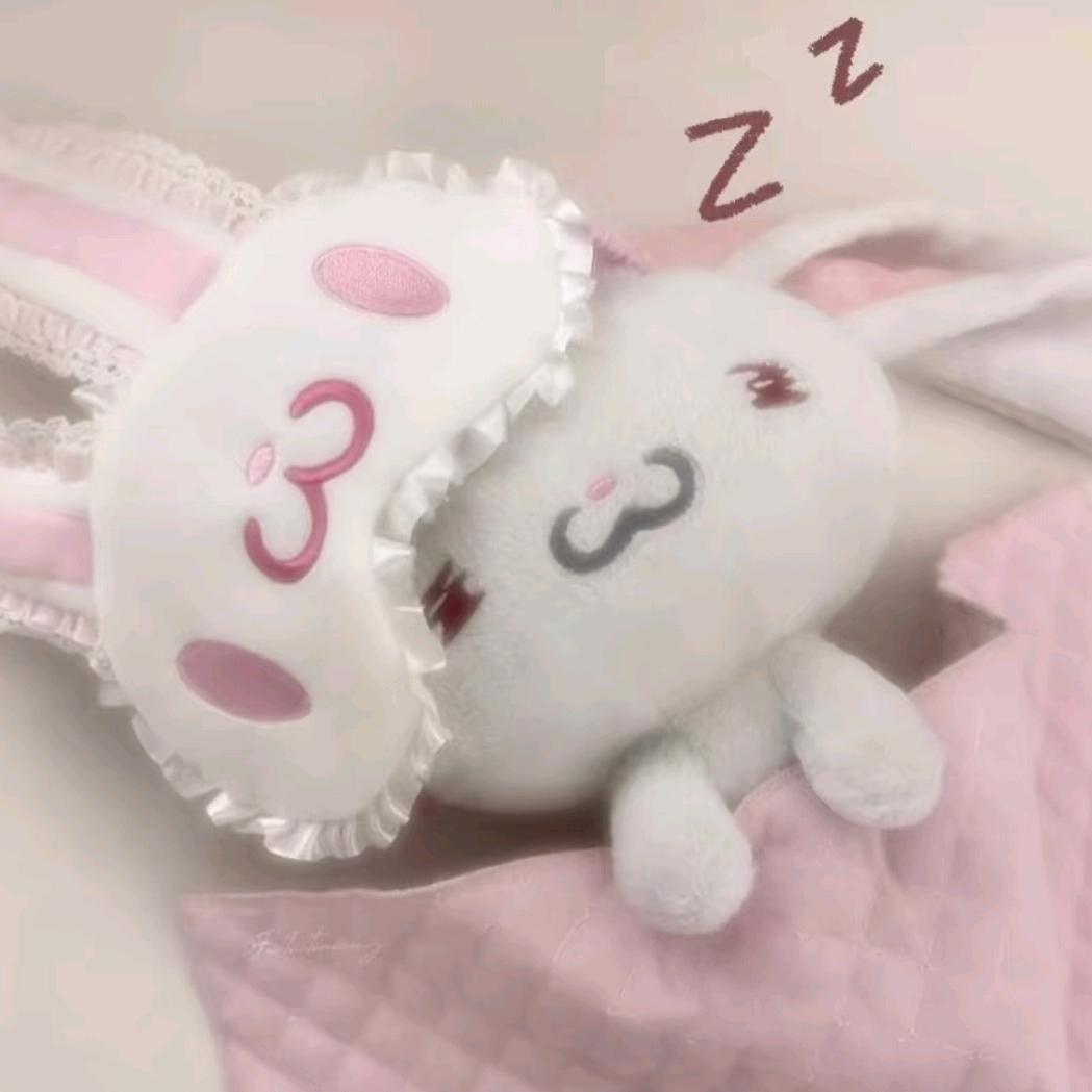 好想一口吃掉妮ii