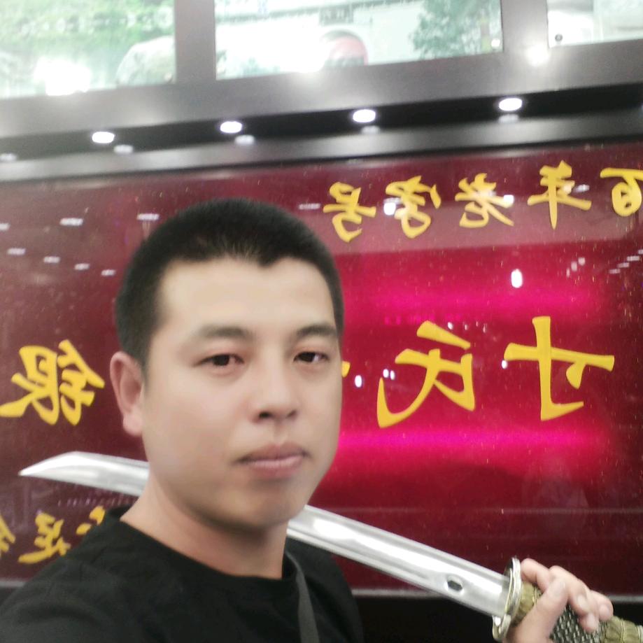 挣钱养朱