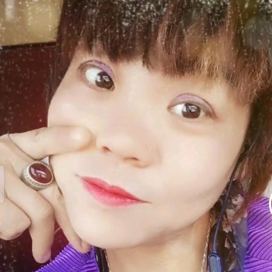 🥊粘人的小妖精ジ💘