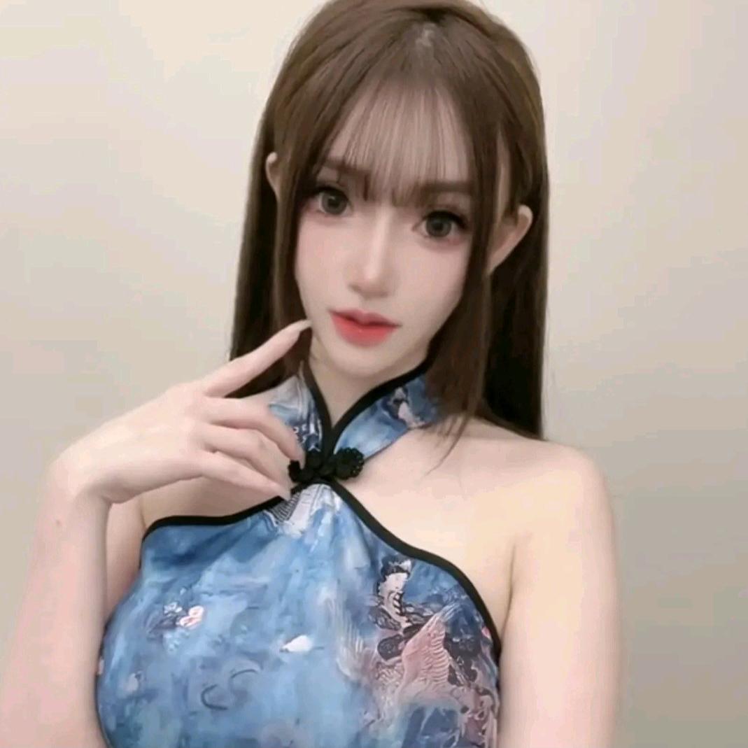 M依依