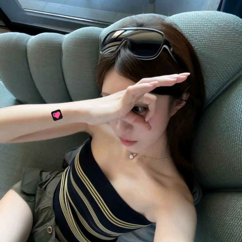 小郑阿.