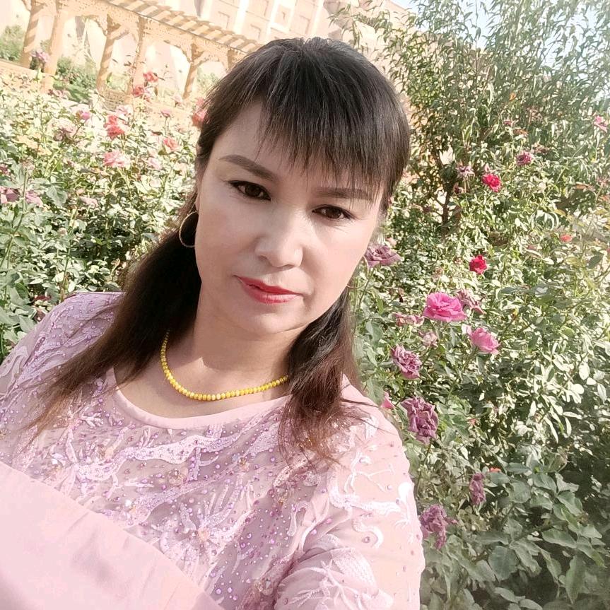 布威海丽且木·艾萨