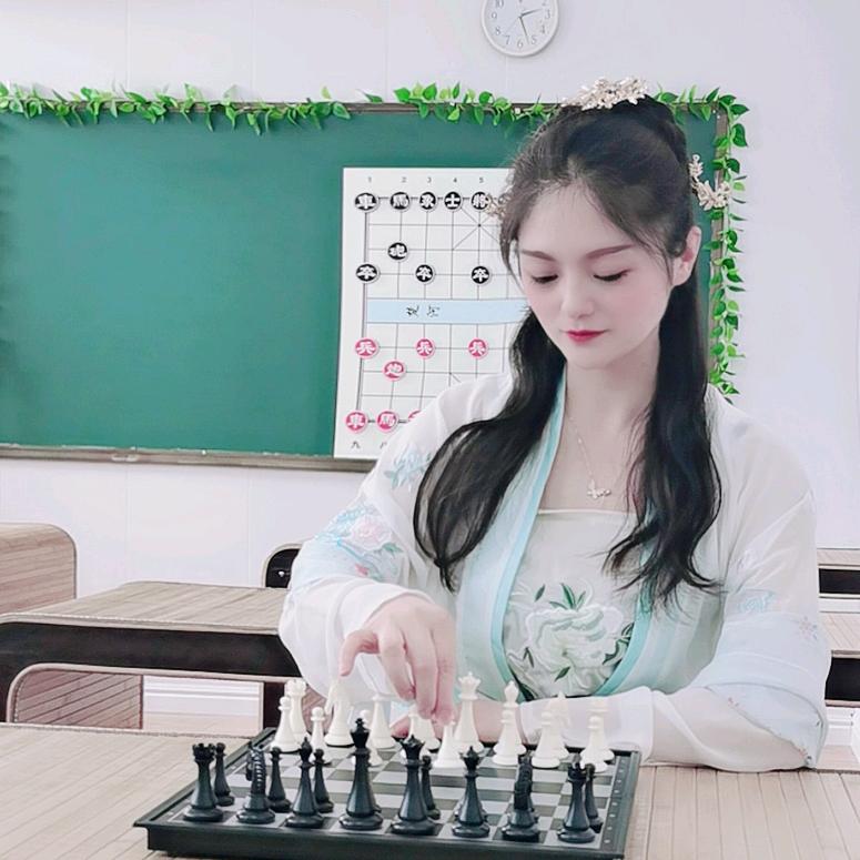 娜娜