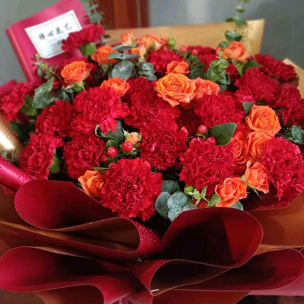 杨杨得意🌹🌹🌹