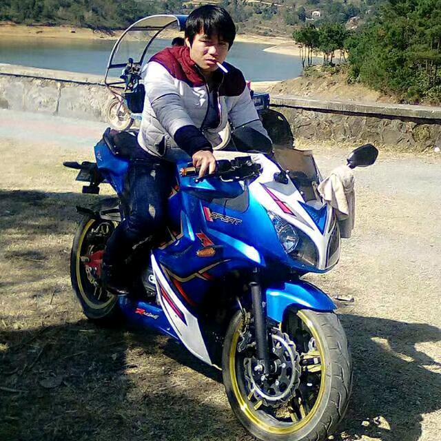 青枣水果基地老顽童