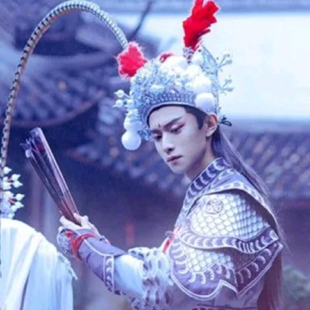 不知落雨头像