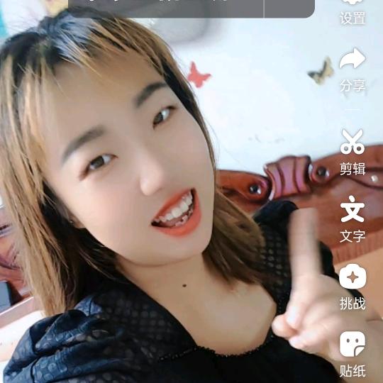 果果烤面筋杨楼广场蓝色车