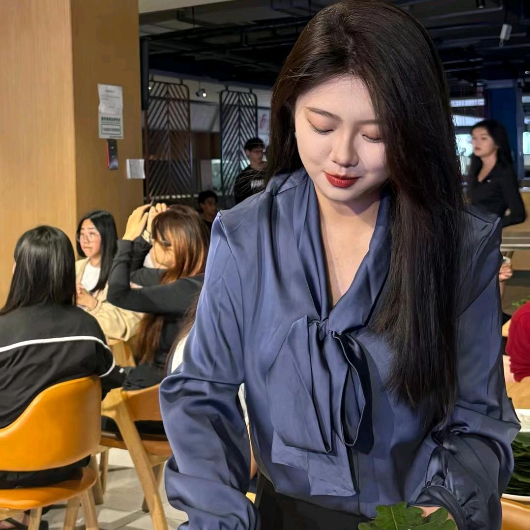 我不想吃饭. ⁰⁴²⁰