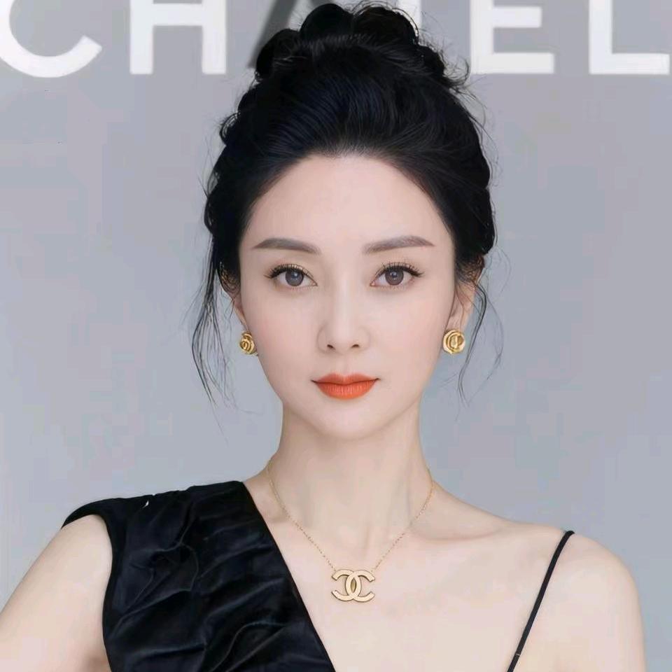 夹江美业兮颜姐妹