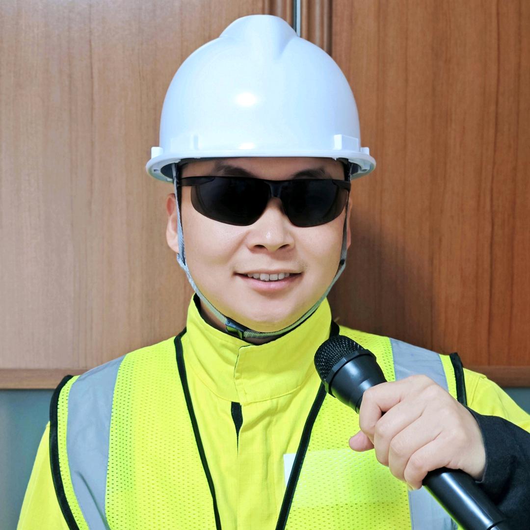 特洛伊爱唱歌🎤