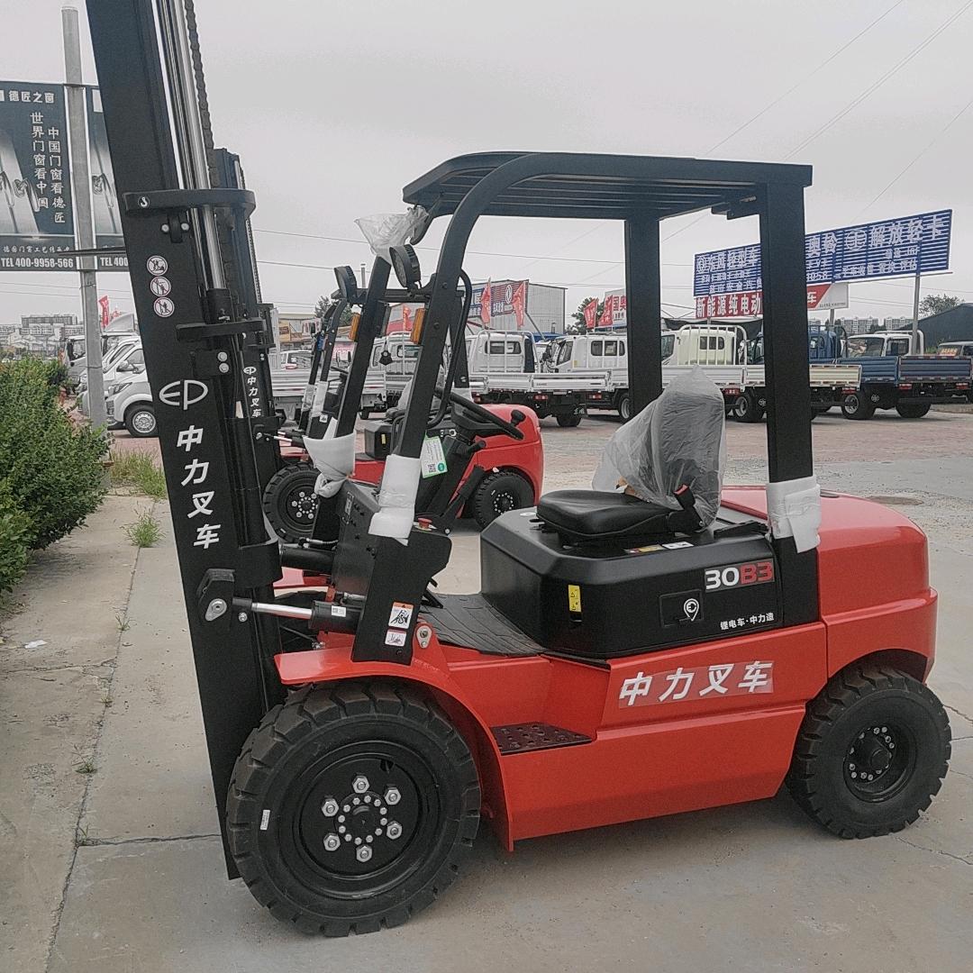 锂电叉车@劉雲龍