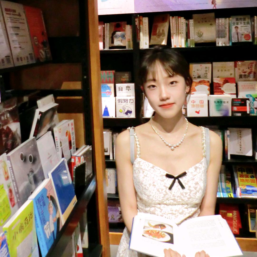 ✌︎˶李歪歪˶✌︎