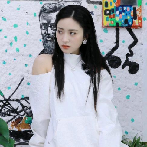 男人不哭（阿龙）