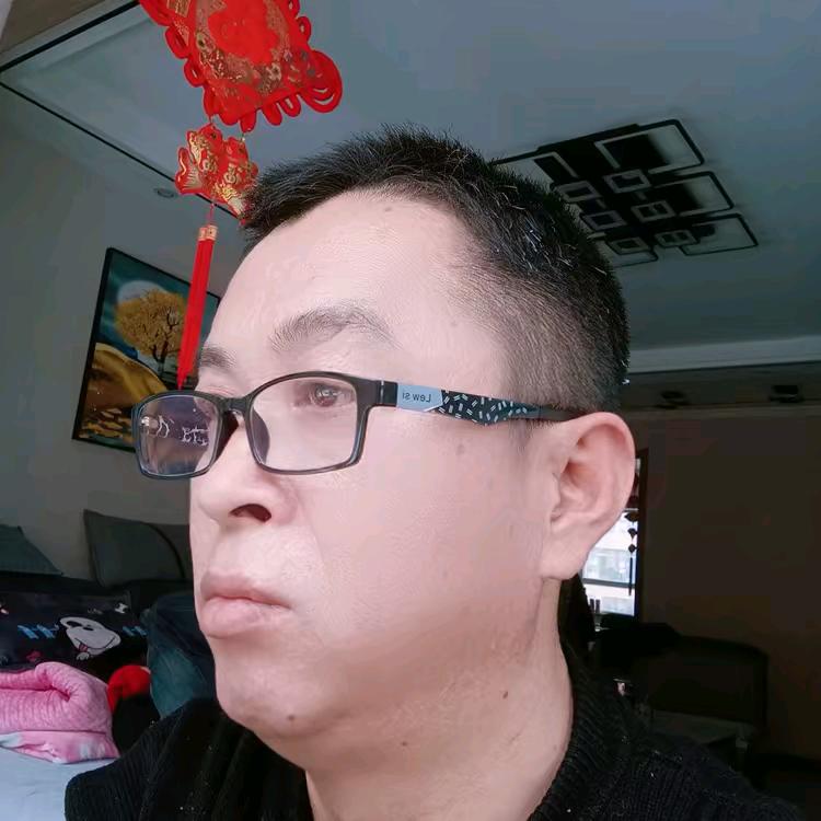 王飞