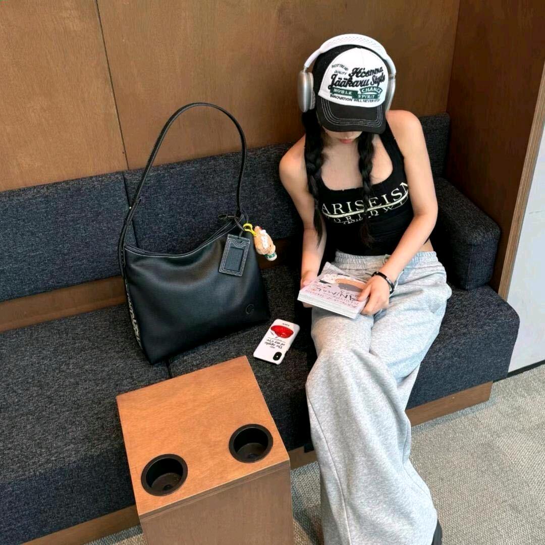 可亦箱包集合店