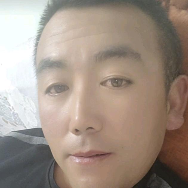 赤城龙哥