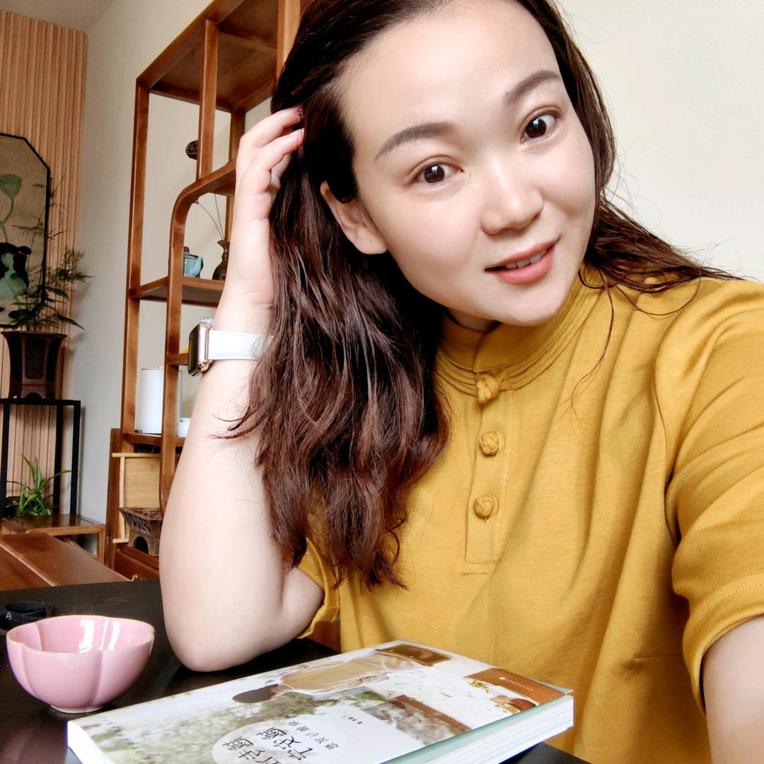 交城静瑜伽创始人