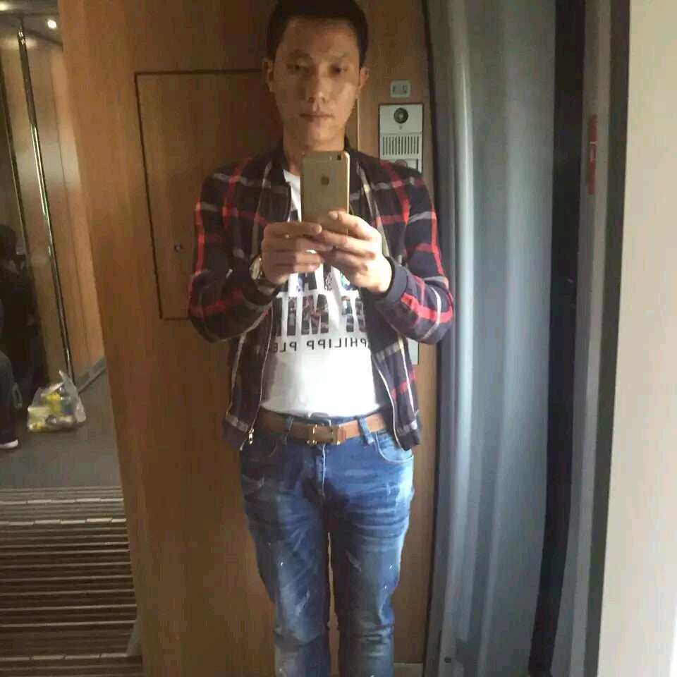 除了坚强，别无选择