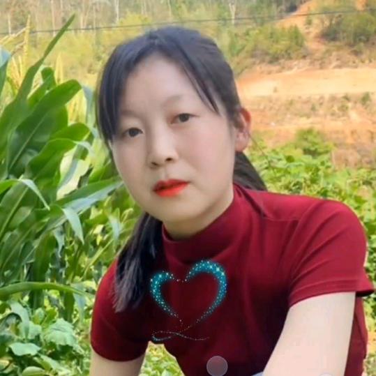 英子姐.