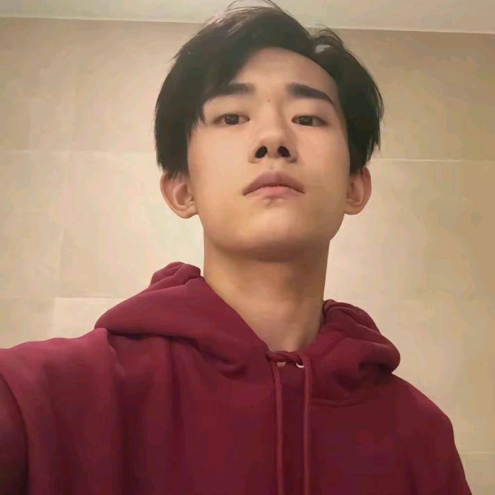 烊烊得易（见过王源）