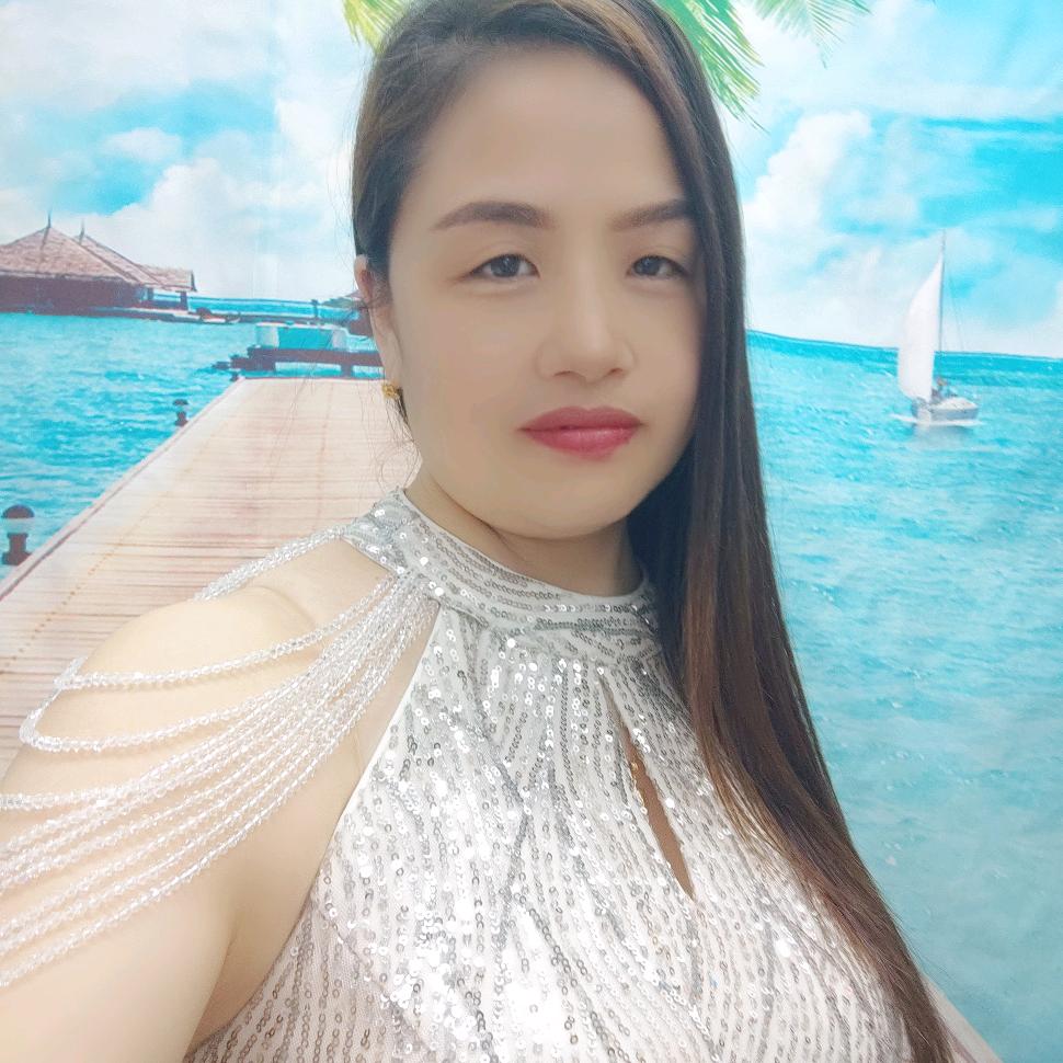 爱笑姐姐