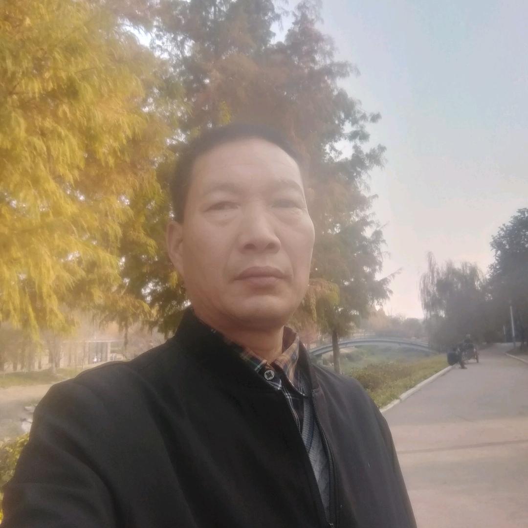 长空雄鹰