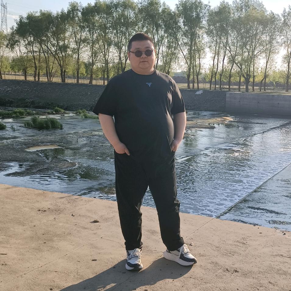 大  明
