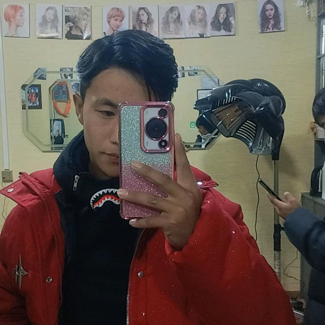 ࿐青色龙哥……..✅