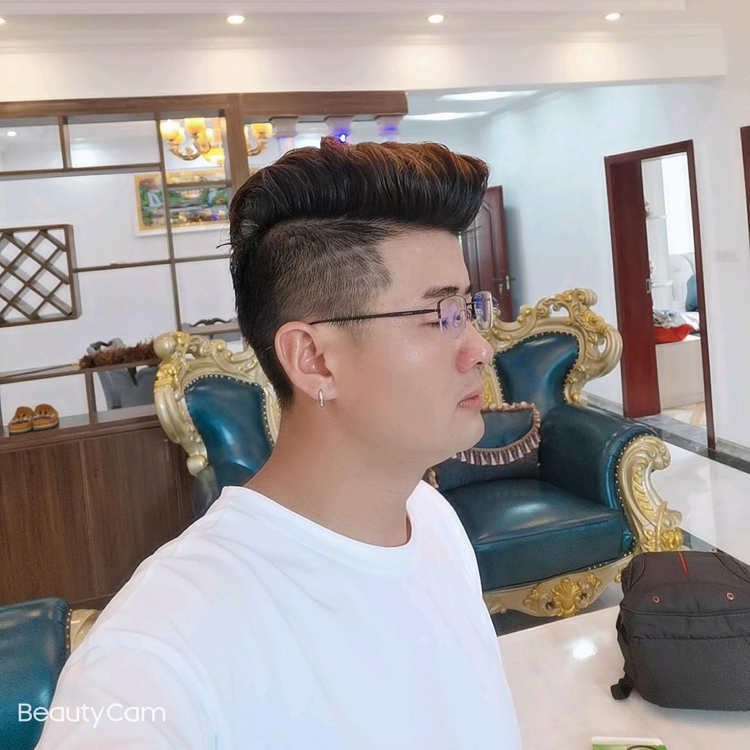 小友哥