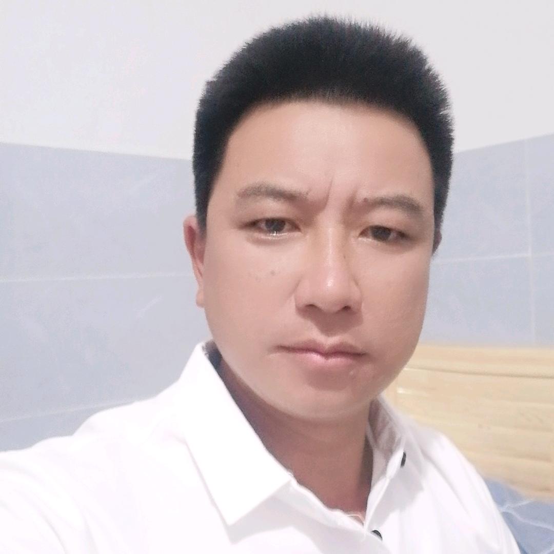 奋斗中的男人