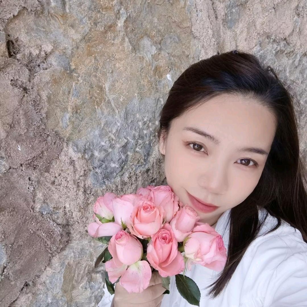 ·。@诺。･♡
