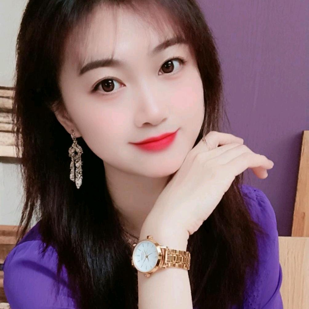 贵州小何何《不是正事不私聊》