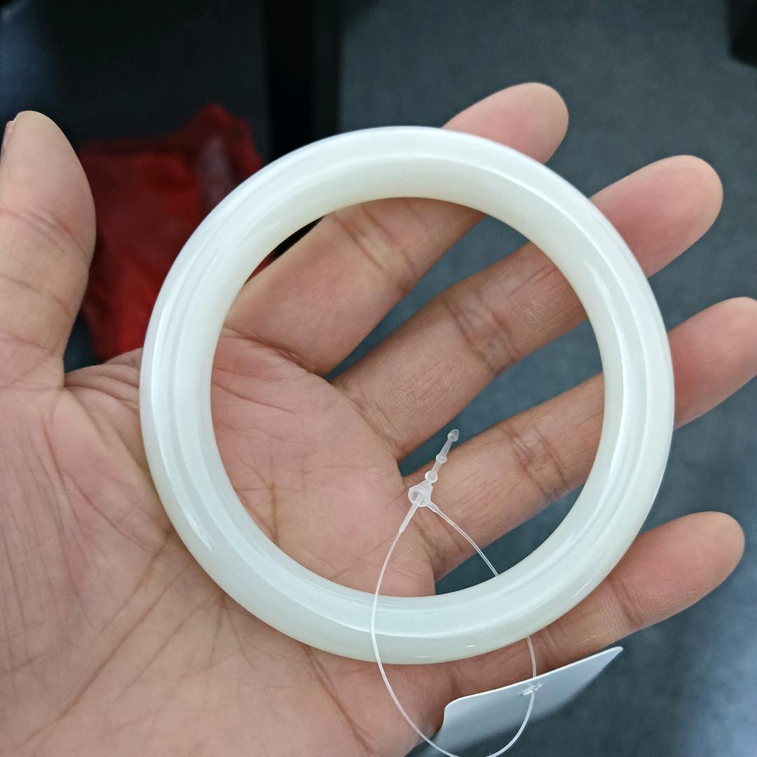 诚信玉镯