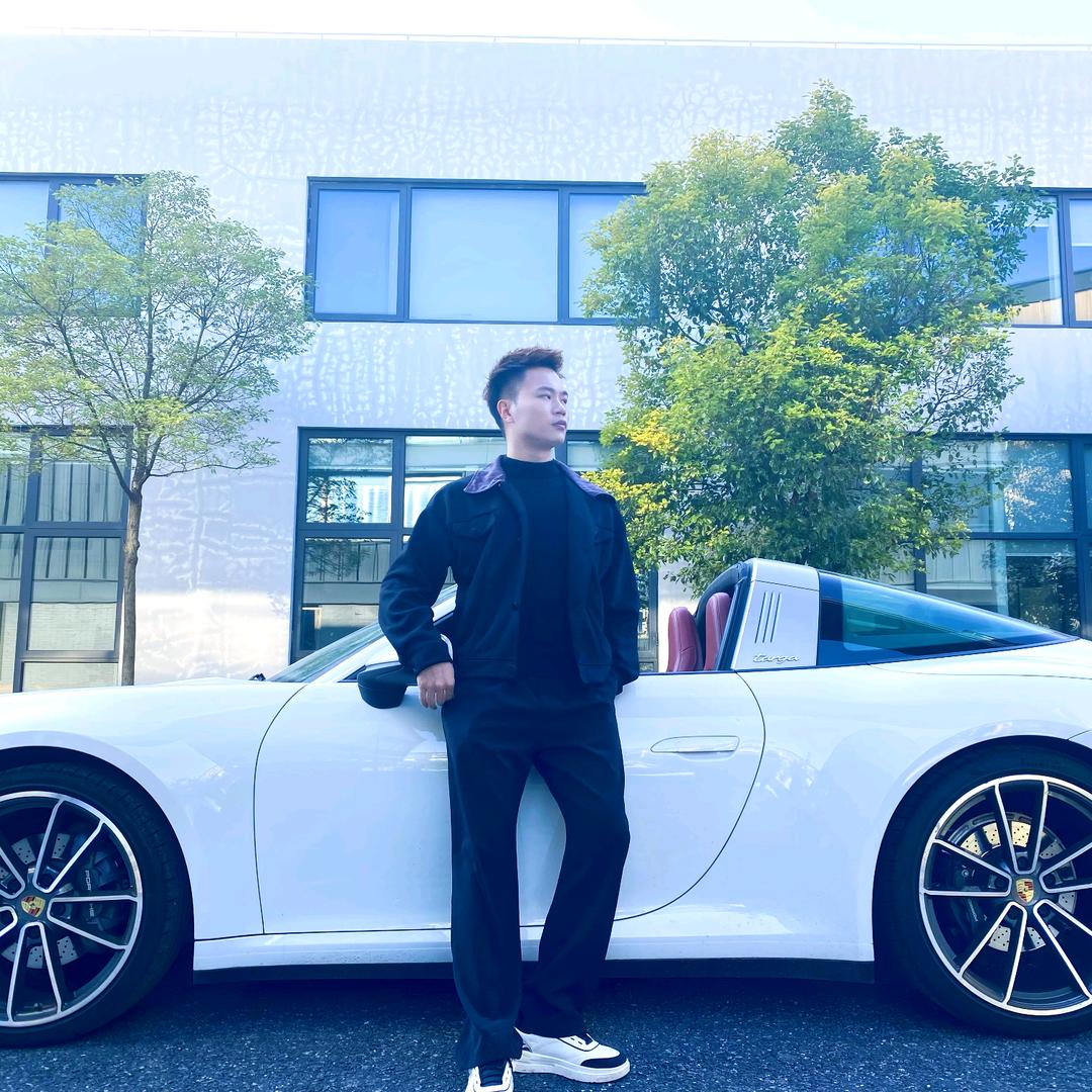 小董学长~玩车就改