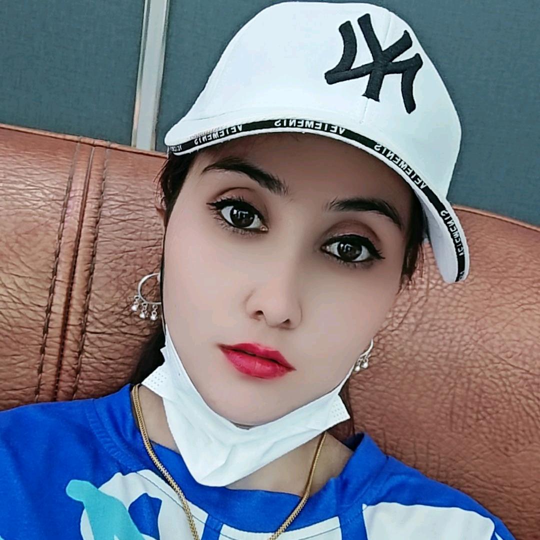 新疆姑娘