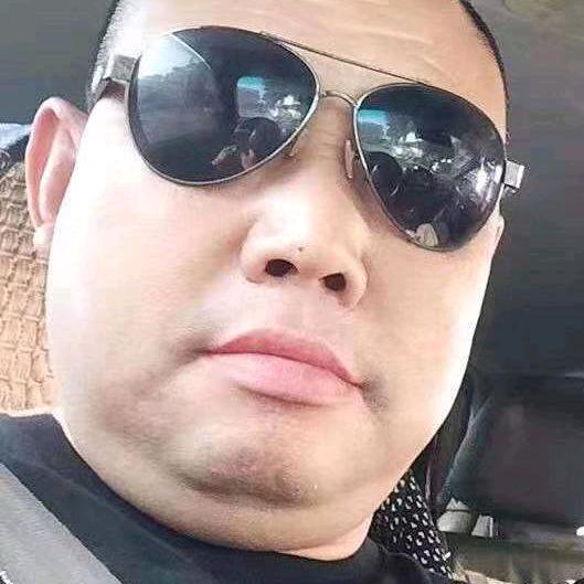纪亚中