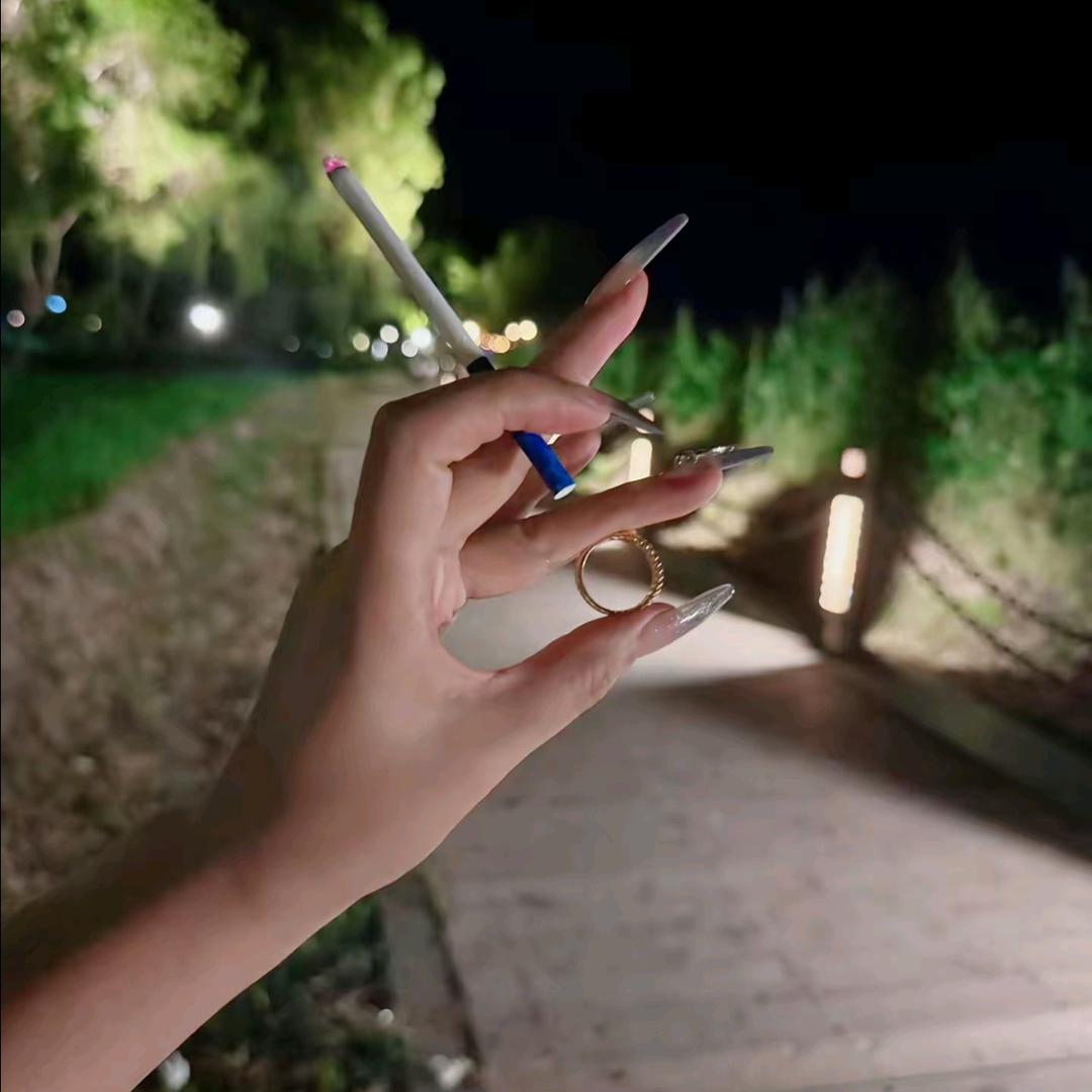 ᰔᩚ傻丫头࿐ᩚ