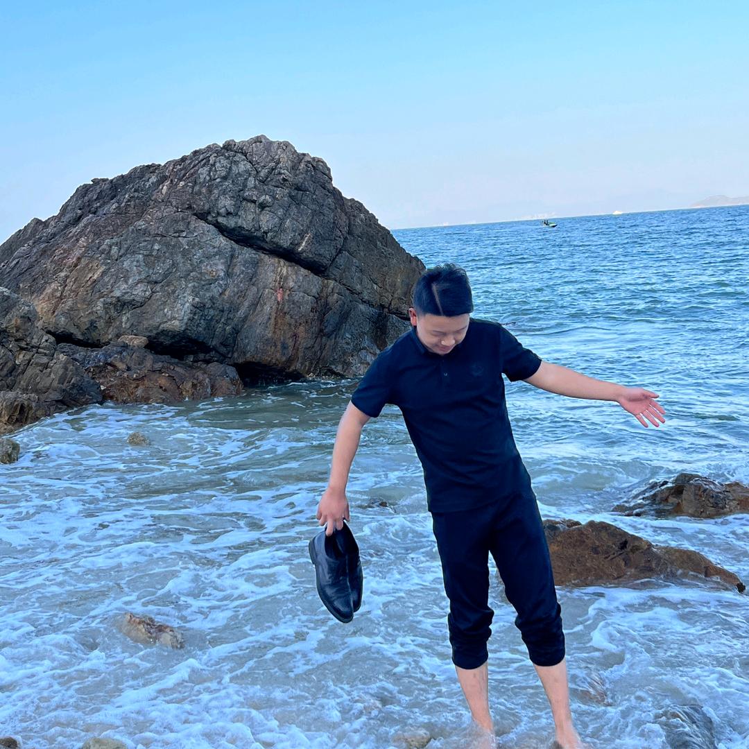 张子昂