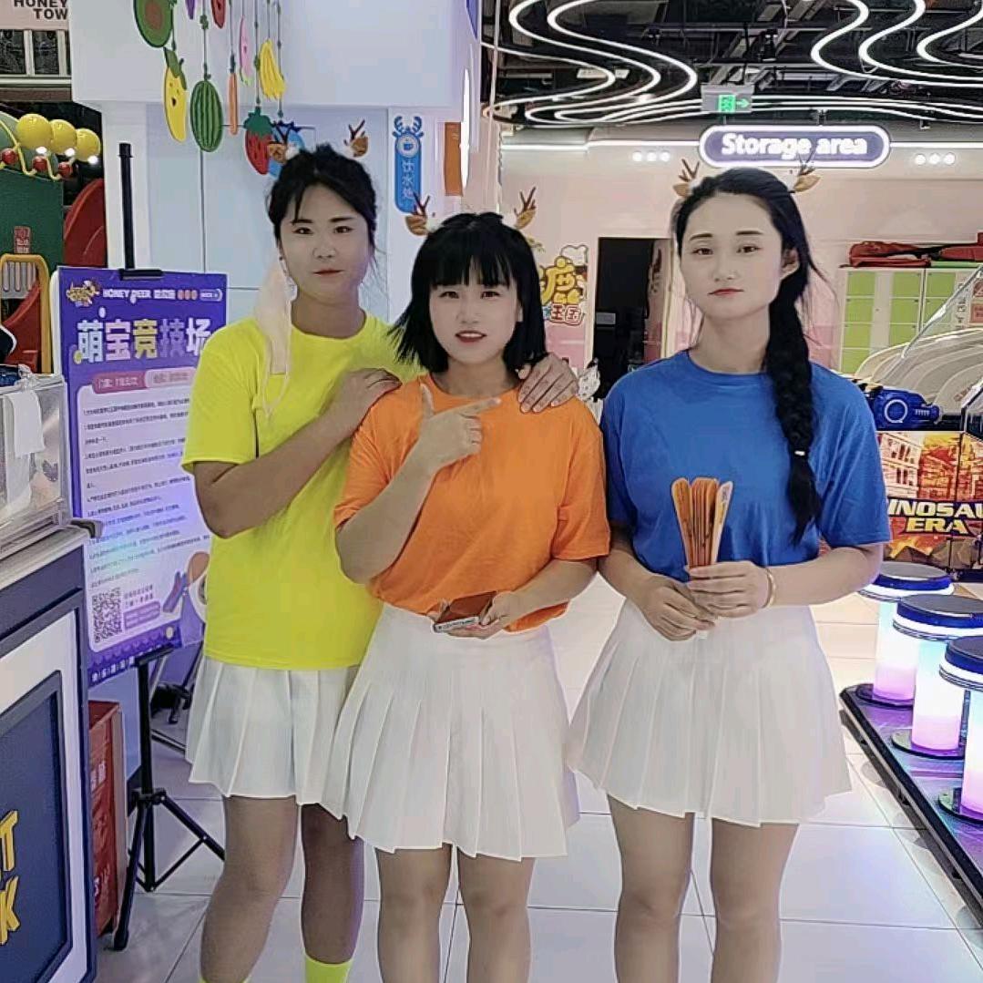 哈尼鹿糖果姐姐🦌