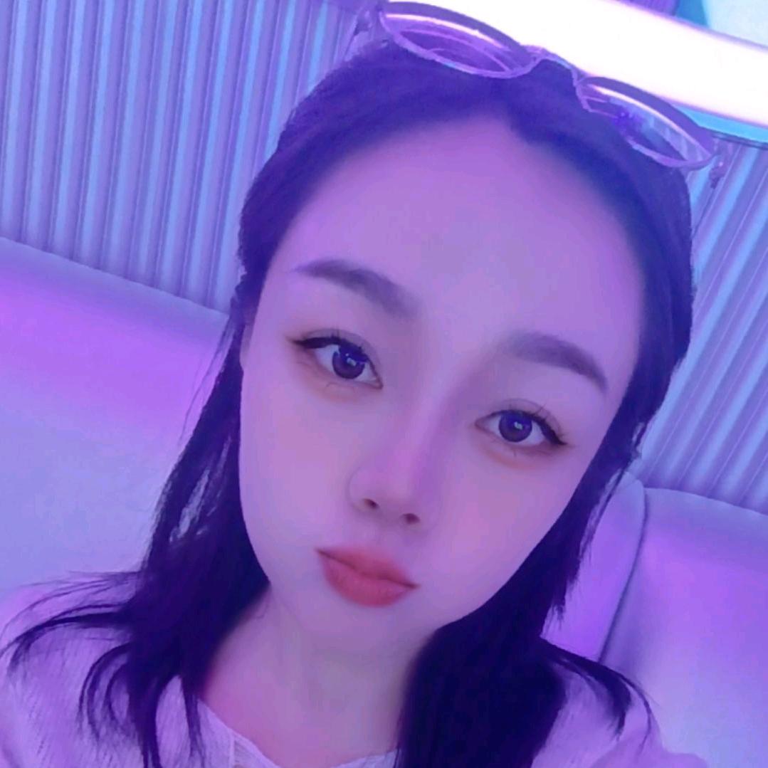 草莓味的风很甜