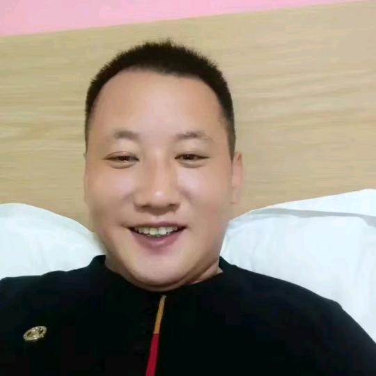 大鸾腾飞