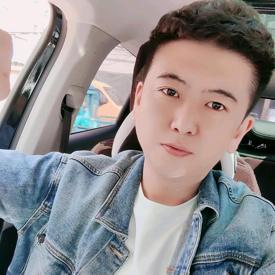 潘东