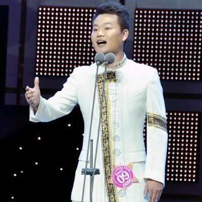 发健歌