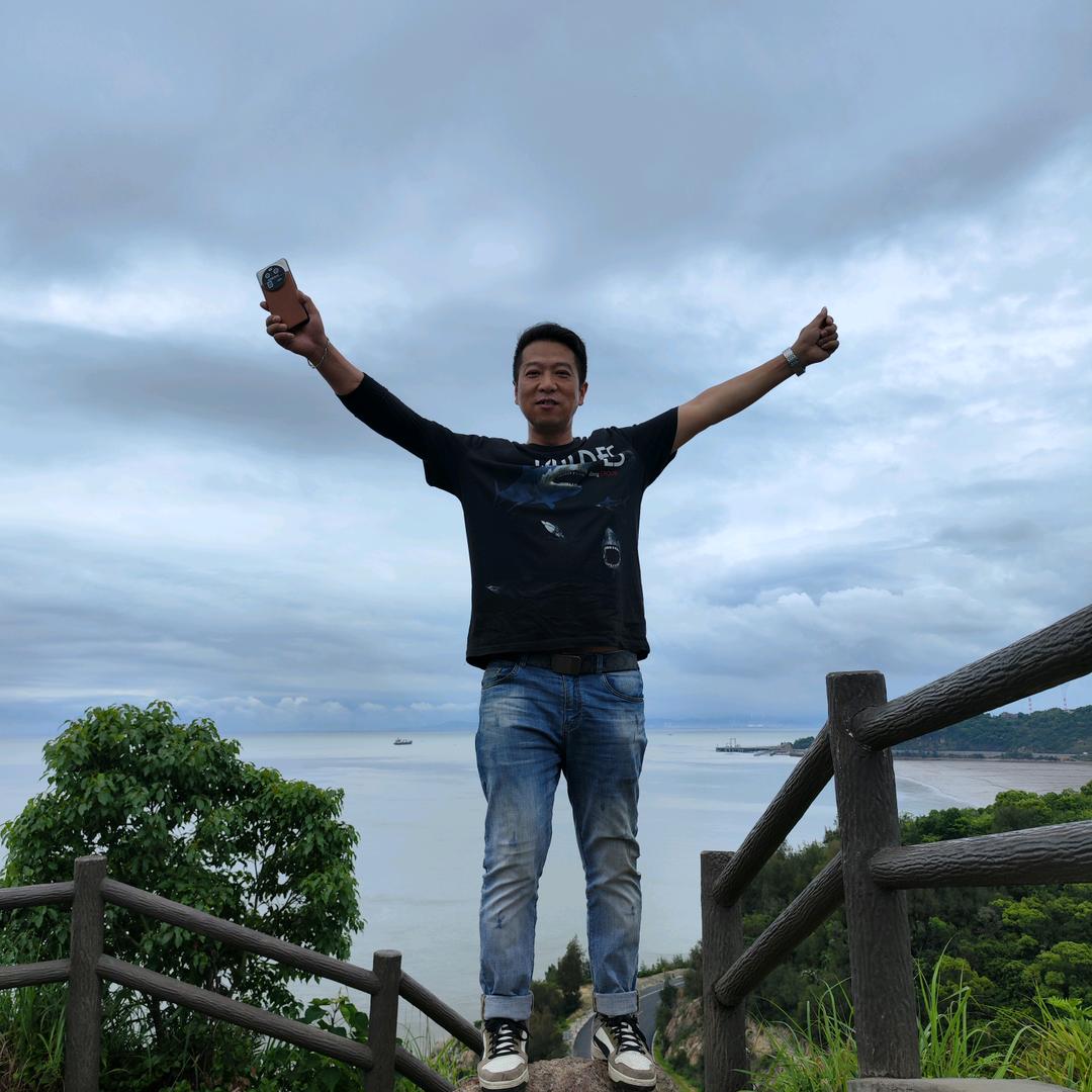 🐎啊海🐎᭄