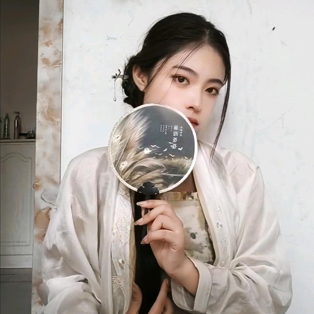 榛子壳儿