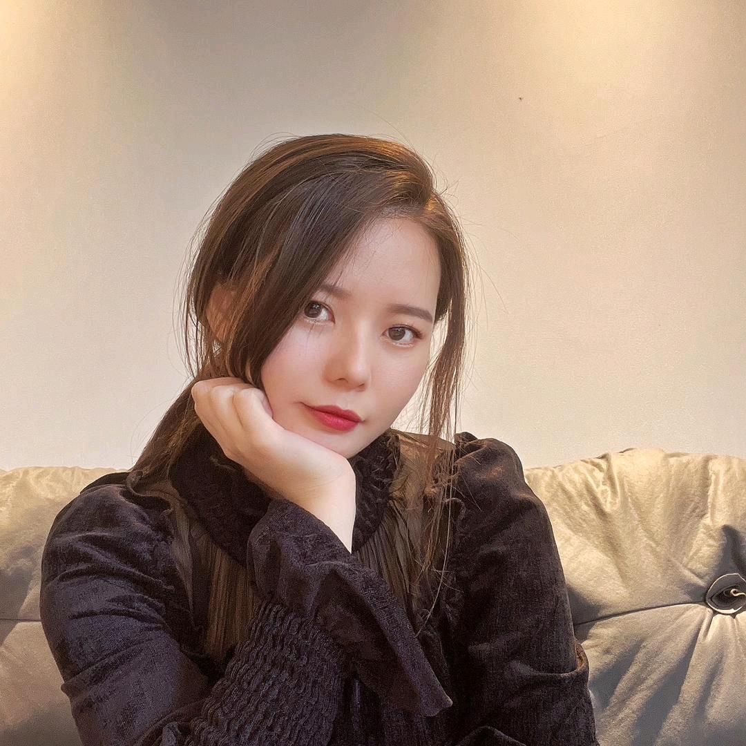 向晚晚💞（哺乳期）