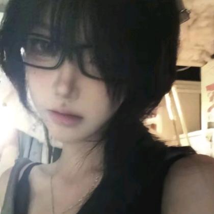 阿水.^