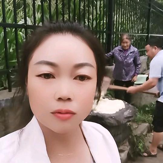 血透淑红
