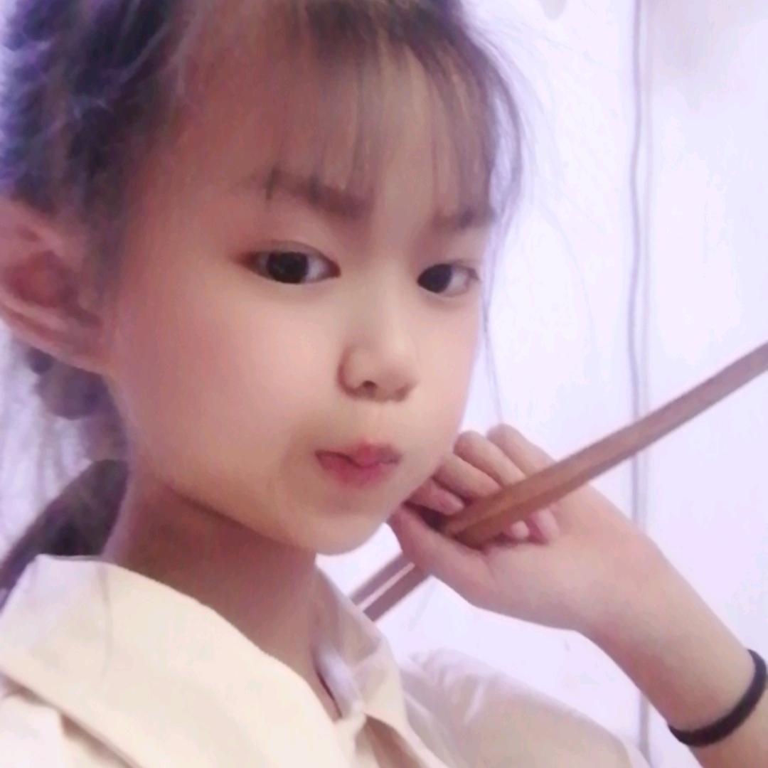 桑葚爱吃饭